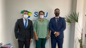 Na manhã de hoje 03/02 a Prefeita Enfermeira Nezita  acompanhada do Dr. Renan Albernaz, participaram de uma audiência com o  Dr. Lúcio Silva Alfenas, Superintendente SPU no Tocantins, para tratativas a respeito da regularização fundiária do Município.