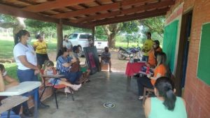 A Prefeitura de Monte Santo do Tocantins  em Parceria com o Governo do Estado, realizou hoje na zona rural a  entrega de cestas básicas e frangos para famílias cadastradas em  situação de risco e vulnerabilidade social.