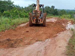 A  Prefeitura de Monte Santo do Tocantins, através da Secretaria de  Transportes continua os trabalhos de manutenções das estradas vicinais  em todo Município, a região dos Guidas está recebendo cascalhamento e  nos pontos de atoleiros.Com trabalho se Conquista!