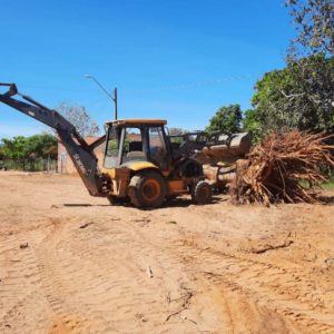 A  Prefeitura de Monte Santo do Tocantins através das Secretarias de  infraestrutura e Transportes estão alinhando um mutirão de serviços em  Monte Santo e Campina Verde.