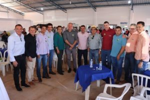 A Prefeita Municipal  de Monte Santo do Tocantins, Enfermeira Nezita participou na cidade de Marianopolis, de um encontro com produtores rurais e gestores dos  Municípios que compreendem a região da APA do Cantão.